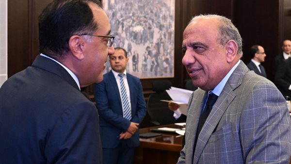 اجتماع الدكتور مصطفى