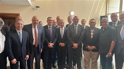 وزير الخارجية يعقد لقاءً مع رموز الجالية المصرية في قطر ويؤكد حرص الدولة على تيسير الخدمات المقدمة