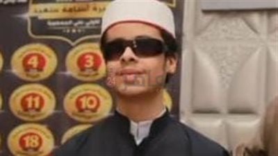 يحارب السرطان.. الرابع على الثانوية الأزهرية مكفوفين يروي رحلة نجاحه وسط فقدان البصر وبتر القدم