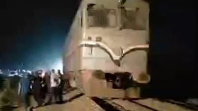  وفاة سيدة وإصابة 5 آخرين في حادث تصادم قطار وسيارة نقل بالمنوفية| بث مباشر 