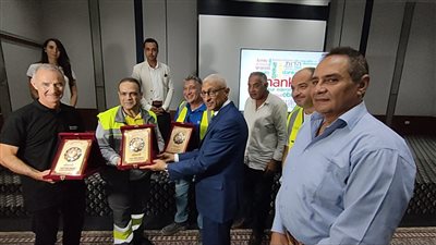 محافظ شمال سيناء يستقبل وفد من شركة فيكا الفرنسية 