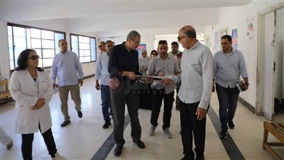 محافظ المنيا يُحيل المتغيبين من الطاقم الطبي والإداري بعدد من المراكز الصحية للتحقيق