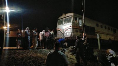 مصدر بـ السكة الحديد: سحب جرار قطار حادث بركة السبع إلى الورش بالقاهرة لحصر التلفيات