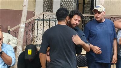 عمر الشناوي يصل كفر القصار لتوديع حسام شوقي وفتحي إسماعيل ومحمود كمال بمسقط رأسهم