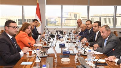 وزير الإسكان: نقدم الدعم لأهالينا في بورسعيد.. وننفذ 32 ألف شقة سكن لكل المصريين بالمحافظة