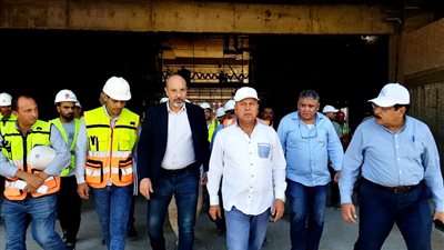 ملحمة عظيمة على أرض مصر.. كامل الوزير يوجه بسرعة إنجاز مشروع القطار الكهربائي السريع