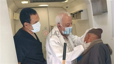  خدمات طبية بالمجان.. توقيع الكشف الطبي على 1197 مواطنًا بمركز ديرمواس في المنيا