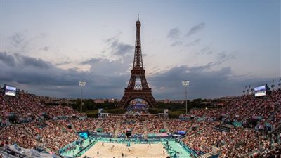 العثور على قنبلة بالقرب من ستاد باريس.. والشرطة تطوق المكان