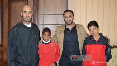 من المريخ للعالمية.. أول مدرب لـ إبراهيم عادل يكشف كواليس اكتشافه: كان بيلعب بكرتونة في الشارع| صور