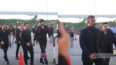 أحمد العوضي وعصام السقا أول الحضور في عزاء منتجي شركة سينرجي بالشيخ زايد