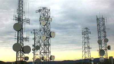 مصادر: إتاحة ترددات جديدة لشركات الاتصالات الأربعة في يناير المقبل