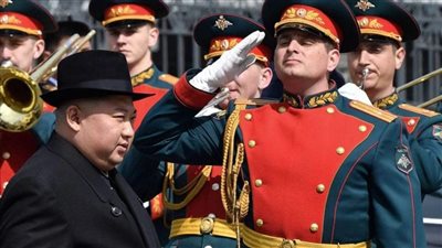 صممها كيم جونج.. كوريا الشمالية تنقل 250 قاذفة صواريخ إلى حدود جارتها الجنوبية