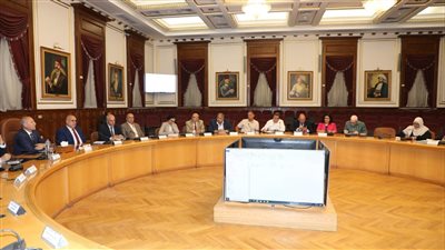 محافظ القاهرة يوجه بالإسراع في مشروع تطوير القاهرة التاريخية