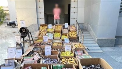 ضبط نحو مليون قطعة ألعاب نارية بحوزة شخص في الفيوم