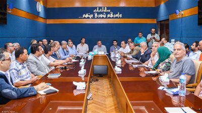 بعد توليه المسئولية.. رئيس ميناء دمياط يوجه رسالة للشركات والتوكيلات