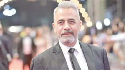 صبري فواز ينضم لأبطال فيلم حتة أنتيكة إخراج سامح عبد العزيز