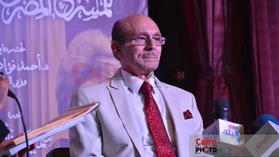 محمد صبحي: خضت حرب شرسة لإلغاء البث التليفزيوني للمسرح