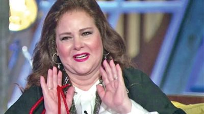 دلال عبد العزيز: قعدت 11 سنة ماسكة السبحة.. وبدل ما أضيع وقتي في النميمة كنت بذكر ربنا| نوستالجيا