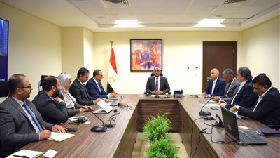 الإسكان تبحث مع سيمنز استخدام الأنظمة والحلول الذكية لتقديم الخدمات بالمدن الجديدة