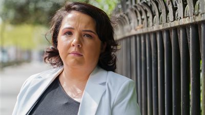 مختفي منذ سنتين.. سيدة أيرلندية تبحث عن طليقها المصري لضم طفليها لحضانتها