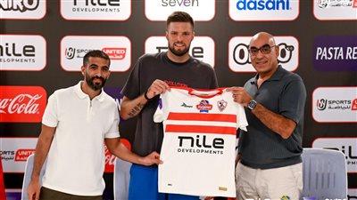 أول تعليق من ديمتري ياكوفيلف عقب توقيعه عقود انضمامه لطائرة الزمالك