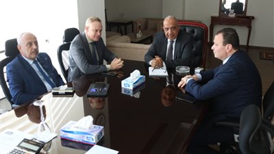 الكهرباء تبحث إنتاج 1100 ميجاوات من طاقة الرياح مع شركة أكوا باور السعودية