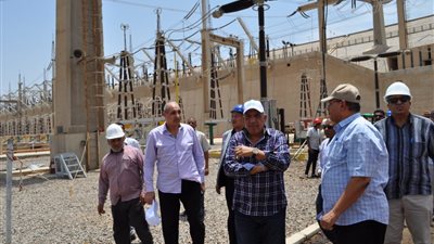 وزير الكهرباء: خطة لزيادة قدرة محطة السد العالي من الطاقة النظيفة وخفض استخدام الوقود