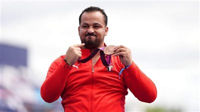 أول تعليق من طارق يحيى لاعب رفع الأثقال بعد تسلمه برونزية لندن