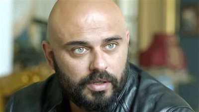 وفاة والد أحمد صلاح حسني | بث مباشر