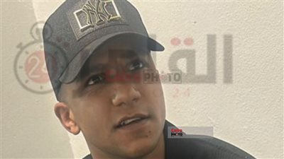 لحظة وصول عصام صاصا القاهرة وترحيله إلى الحجز لتنفيذ قرار ضبطه| خاص