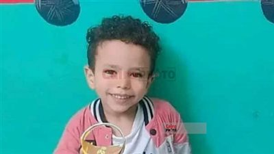 جري ورا البلونة.. غرق طفل منذ 3 أيام والجثمان مفقود في النيل بالقاهرة| صور