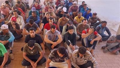 القبض على مصريين في ليبيا قبل هجرتهم إلى أوروبا| صور