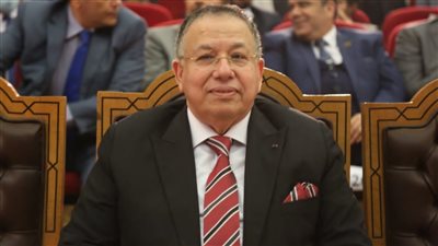 نقيب الأشراف: المبادرة الرئاسية بداية جديدة تهدف لتنمية الإنسان وترسيخ الهوية المصرية