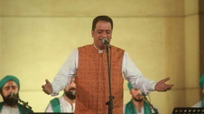 بمشاركة علي الهلباوي.. لقطات لـ فرقة الحضرة في ختام مهرجان الأوبرا الصيفي على المسرح المكشوف |صور