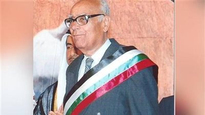 التعاقد على نشر أعمال مصطفى ناصف في الهيئة المصرية العامة للكتاب