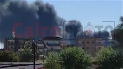 بعد الدفع بـ15 سيارة إطفاء.. السيطرة على حريق محطة كهرباء إيتاي البارود | بث مباشر