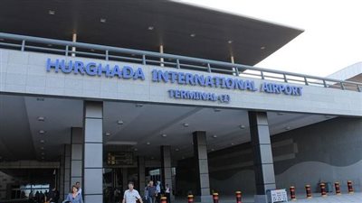 جمارك مطار الغردقة الدولي تضبط محاولة تهريب عدد من الأقراص المخدرة