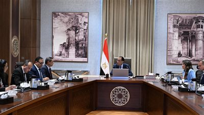 رئيس الوزراء يوجه بسرعة طرح الوحدات السكنية التي تم تنفيذها للحجز