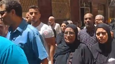حزن ودموع.. تشييع جثمان ضحية دهس أحمد فتوح بالإسكندرية | صور