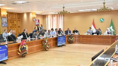 محافظ الشرقية يعلن صرف مساعدات فورية وتوفير وظائف لذوي الاحتياجات الخاصة