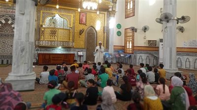 إقبال كبير من الأطفال على البرامج التثقيفية بمساجد الوادي الجديد| صور