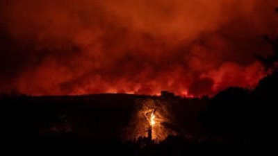 رعب حرائق اليونان.. فرار السكان وأوامر بإخلاء 9 مناطق قرب العاصمة| صور