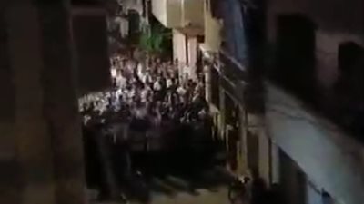 مات بعد بناته.. تشييع جثمان الضحية الثالثة في حادث شارع باريس بالمنوفية