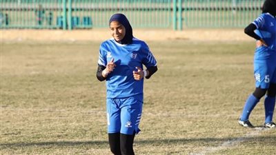 في أول يوم انضمام لـ إنبي.. مصرع لاعبة كرة نسائية صدمتها سيارة بطريق السويس