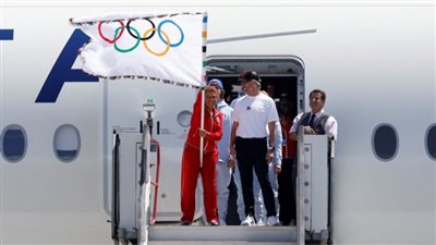 بعد الانتهاء من باريس.. العلم الأولمبي يصل إلى لوس أنجلوس استعدادًا لـ أولمبياد 2028| صور 