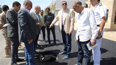 محافظ الجيزة يتفقد نسب تنفيذ مشروع الرصف والتطوير لطريق 21 الرئيسي بمركز الصف
