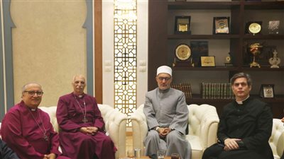 وفد الكنيسة الإنجليكانية يهنئ المفتي بمنصبه الجديد.. وعياد: الأقباط مكون رئيسي وأصيل بالوطن 