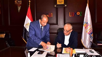 بنسبة نجاح 88.79%.. محافظ الأقصر يعتمد نتيجة الدور الثاني للشهادة الإعدادية│ صور