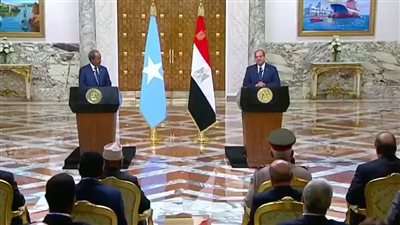 الرئيس السيسي: حريصون على استقرار دولة الصومال ودعمها في مكافحة الإرهاب | بث مباشر