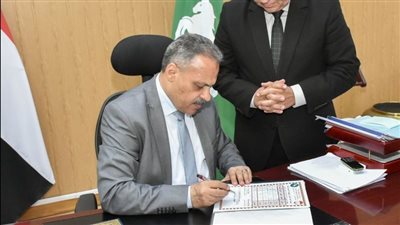 محافظ الشرقية يعتمد نتيجة امتحانات الدور الثاني للشهادة الإعدادية بنسبة نجاح 87.13%